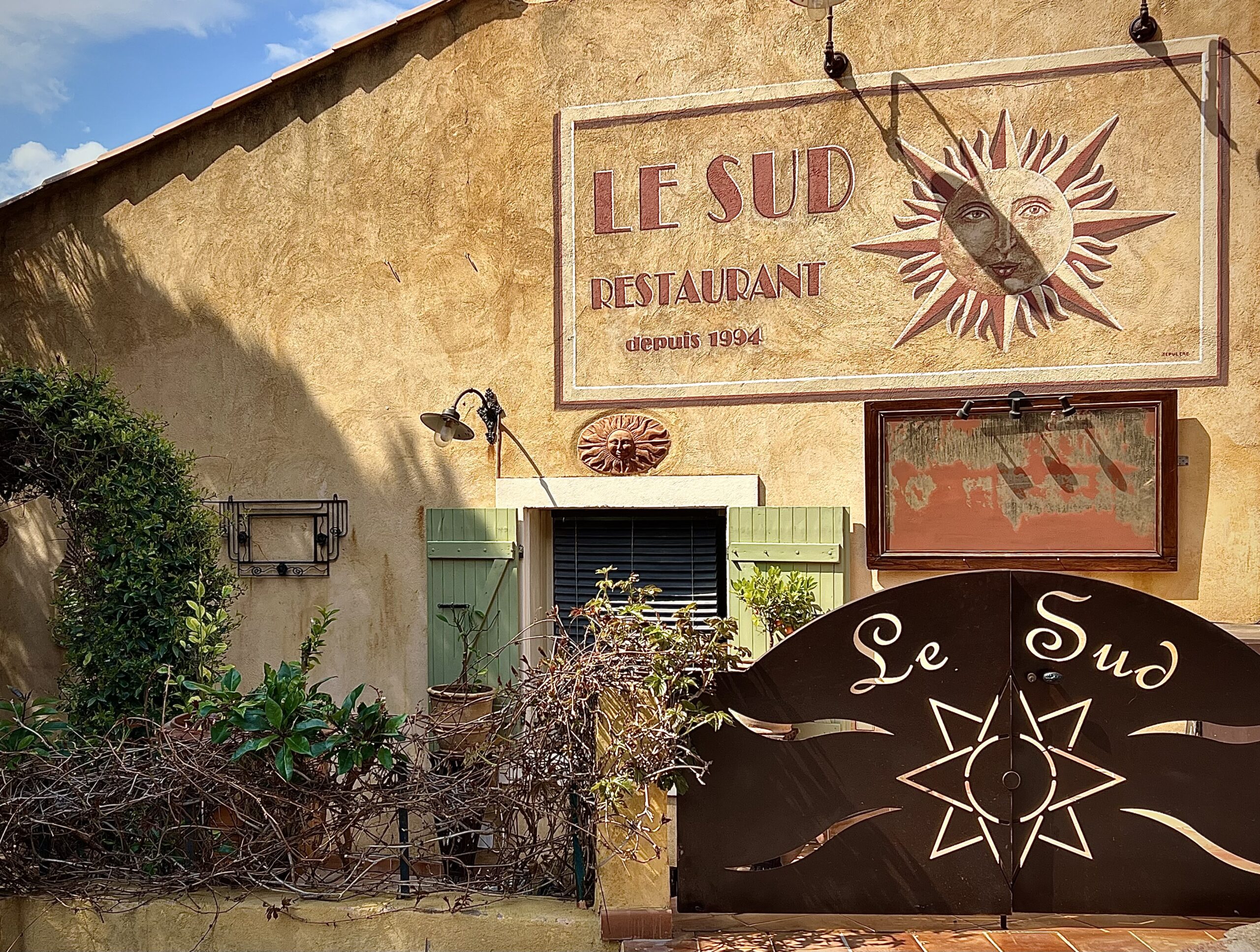 Restaurant Le Sud à Ota, France — photo 2