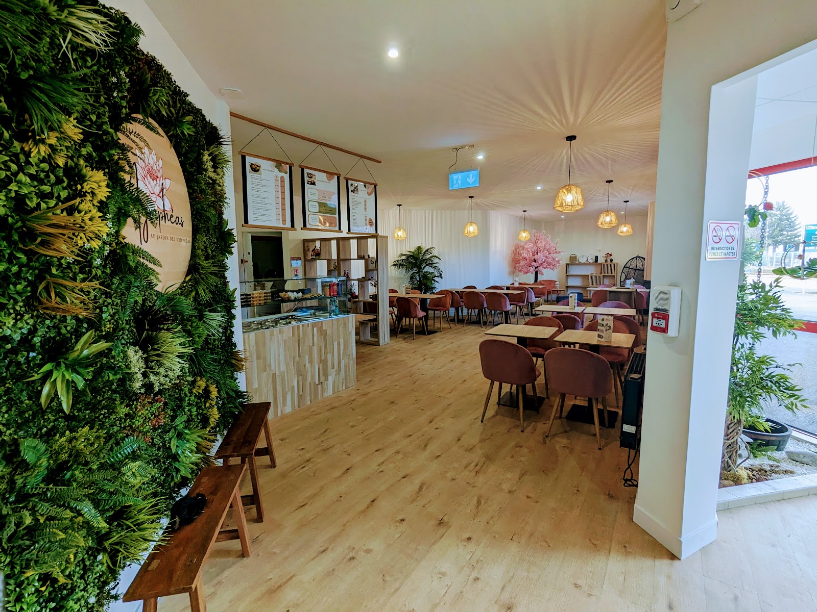 Restaurant Au Jardin des Nymphéas à Lagny-sur-Marne, France — photo 4