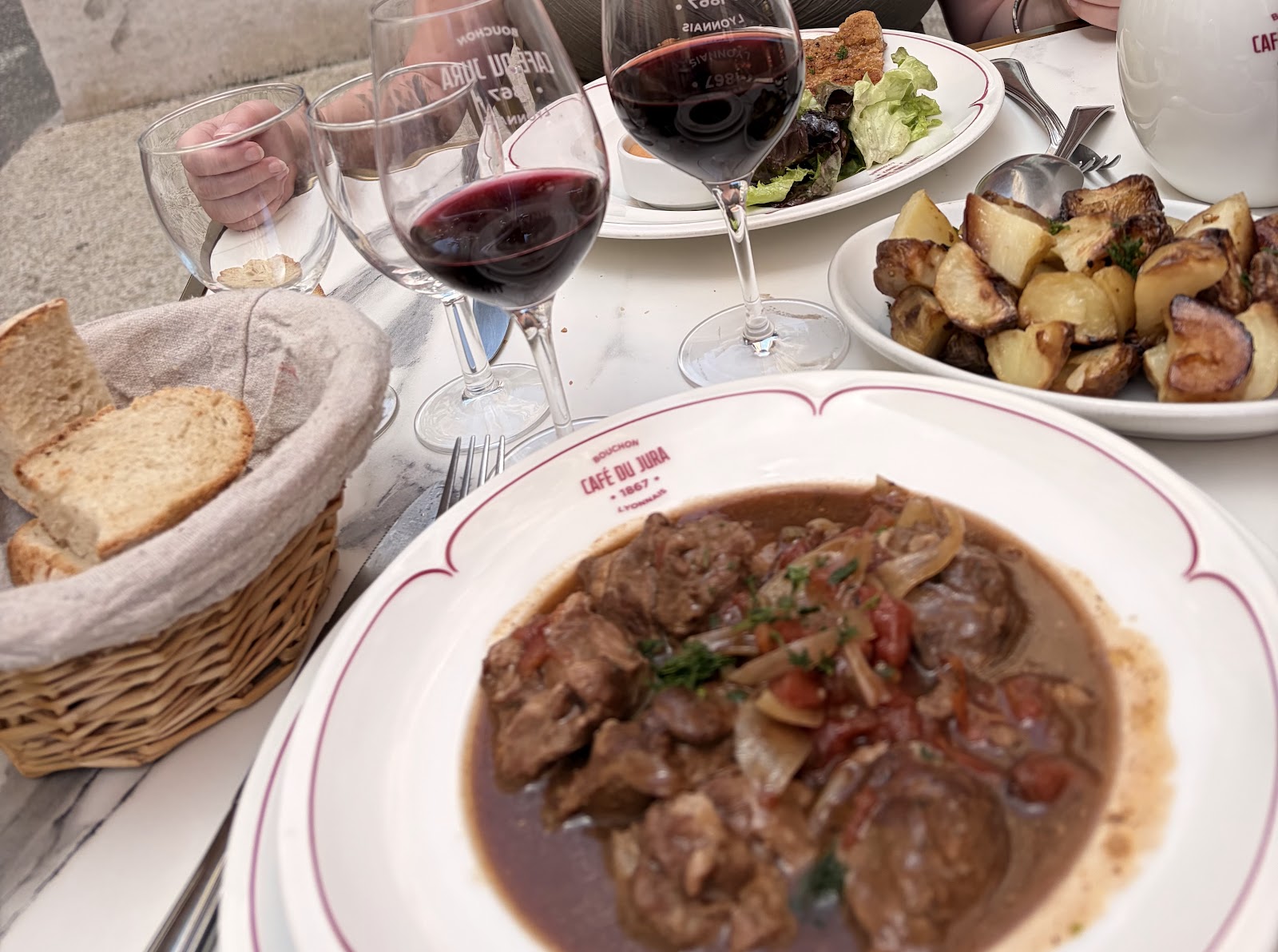 Restaurant Café du Jura – Bouchon Lyonnais à Lyon, France — photo 2