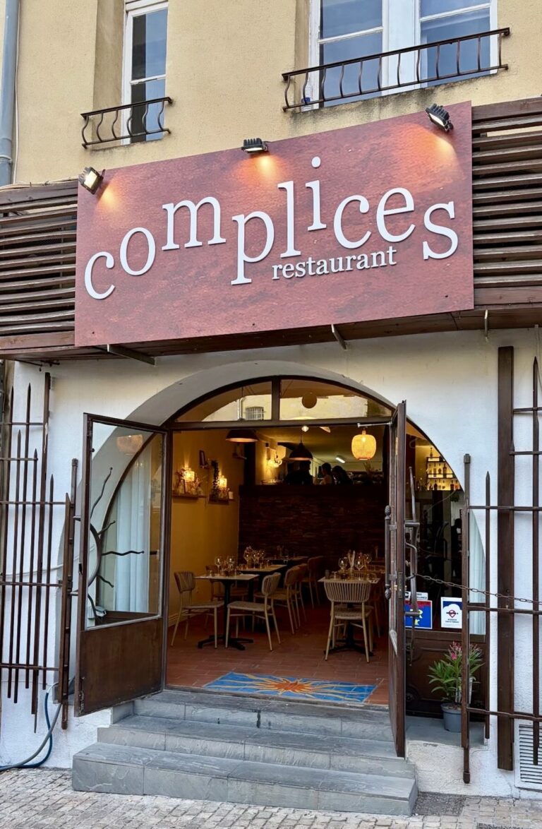 Complices Restaurant Aix-en-Provence à Aix-en-Provence, France