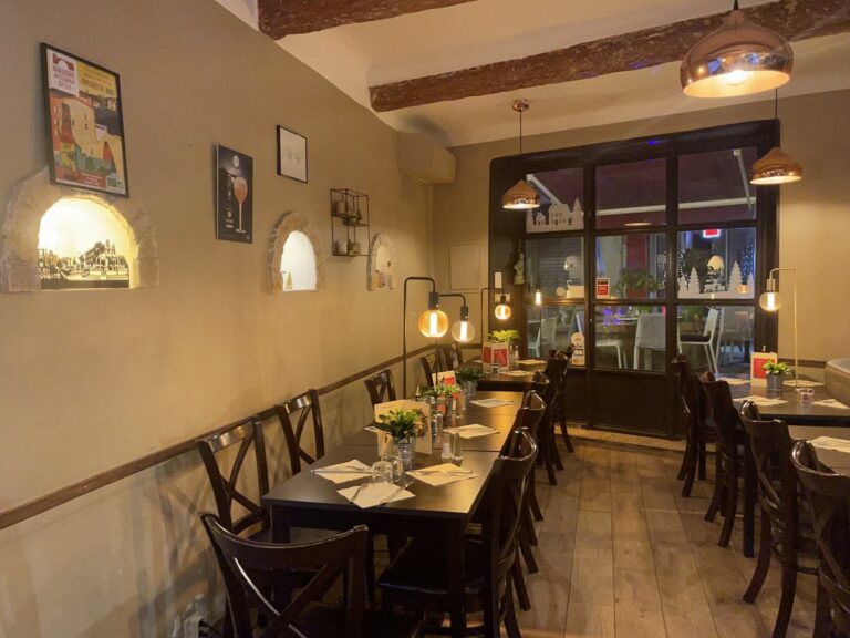 Restaurant La Fontaine à Aix-en-Provence, France