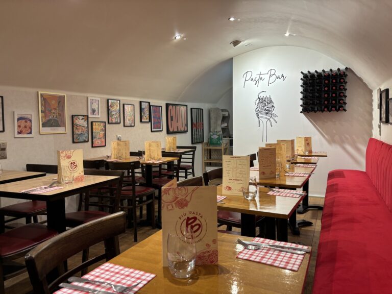 Restaurant PIU PASTA à Aix-en-Provence, France
