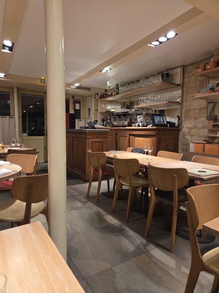 Restaurant Le Villaret à Paris, France — photo 1