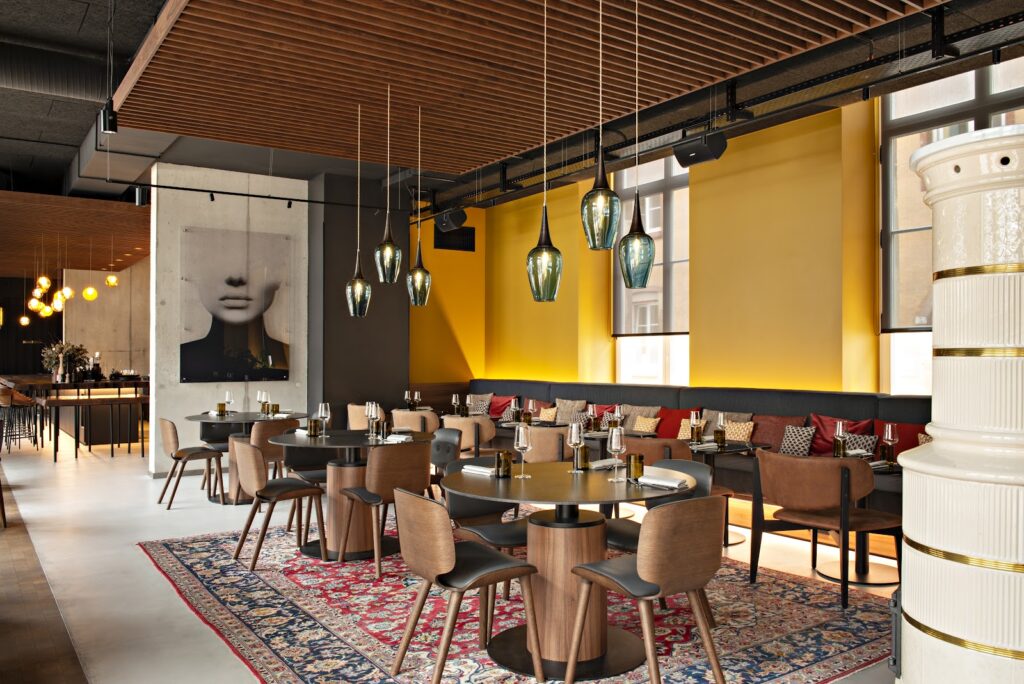LÉONOR Bar & Restaurant