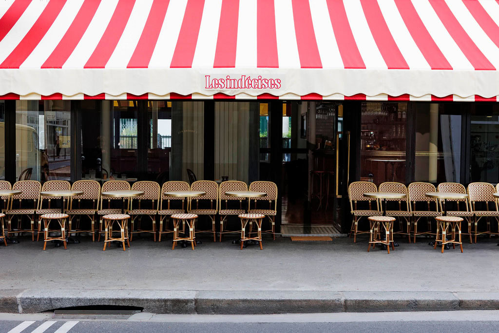 Les Indécises